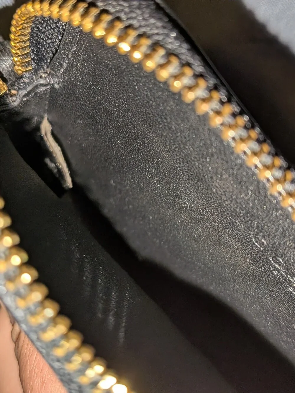 Pebble Leather Cardcase Chain Wallet